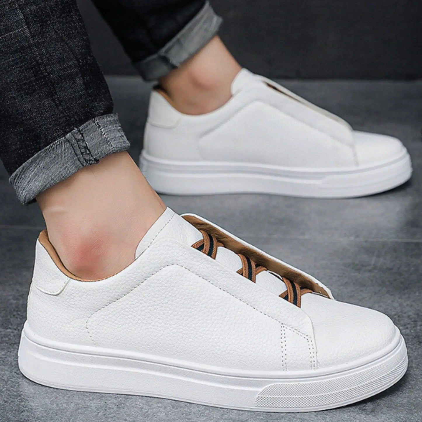 Leos Leather Sneakers