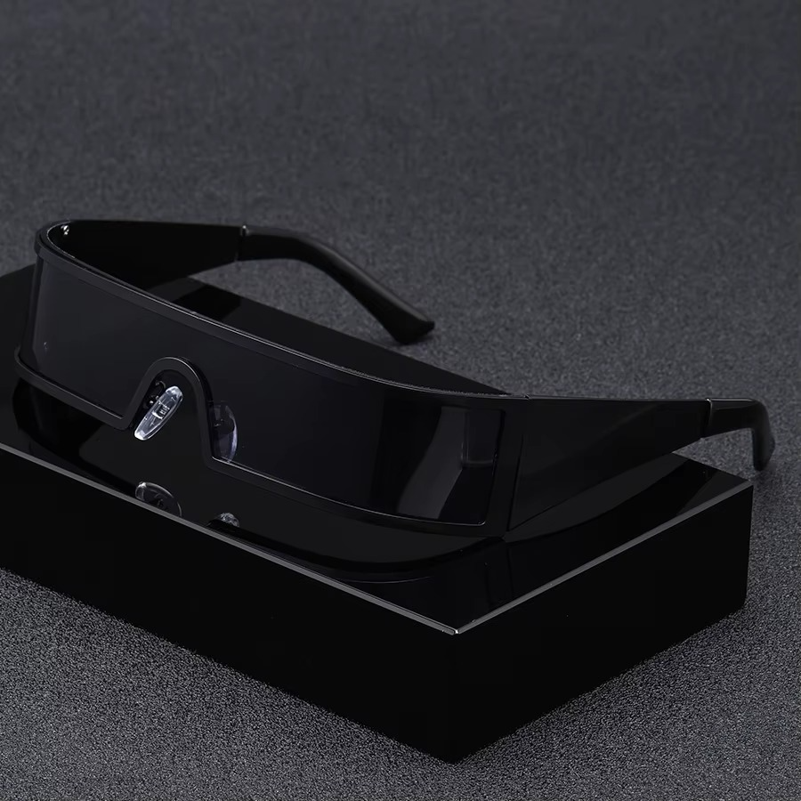 Shoreditch Shield Sunglasses