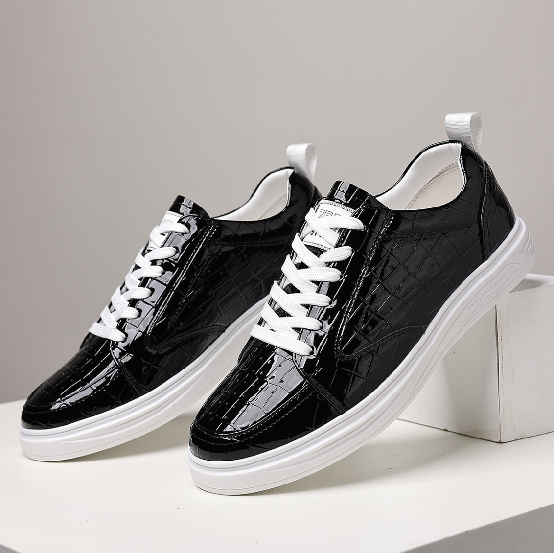 Mireno Reptile Shoe